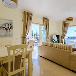 Homes Ocean View With Huge Sunny Terrace, 2 Swimming Pools & Tennis Court Daire Albufeira