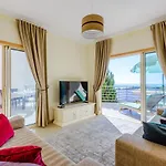 Apartmán Homes Ocean View With Huge Sunny Terrace, 2 Swimming Pools & Tennis Court Albufeira