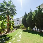 Homes Ocean View With Huge Sunny Terrace, 2 Swimming Pools & Tennis Court 阿尔布费拉