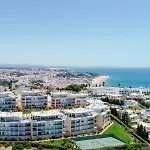 Homes Ocean View With Huge Sunny Terrace, 2 Swimming Pools & Tennis Court 公寓