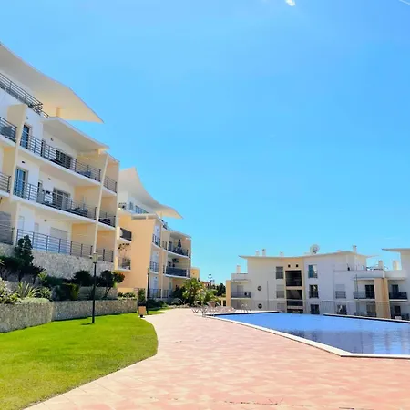 Homes Ocean View With Huge Sunny Terrace, 2 Swimming Pools & Tennis Court Appartement
